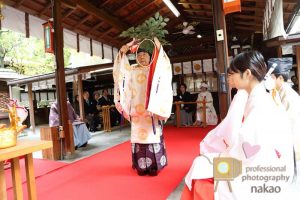護王神社挙式「朝日舞」